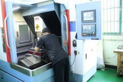 精密硅橡膠制品模具開模設備，降低產品誤差